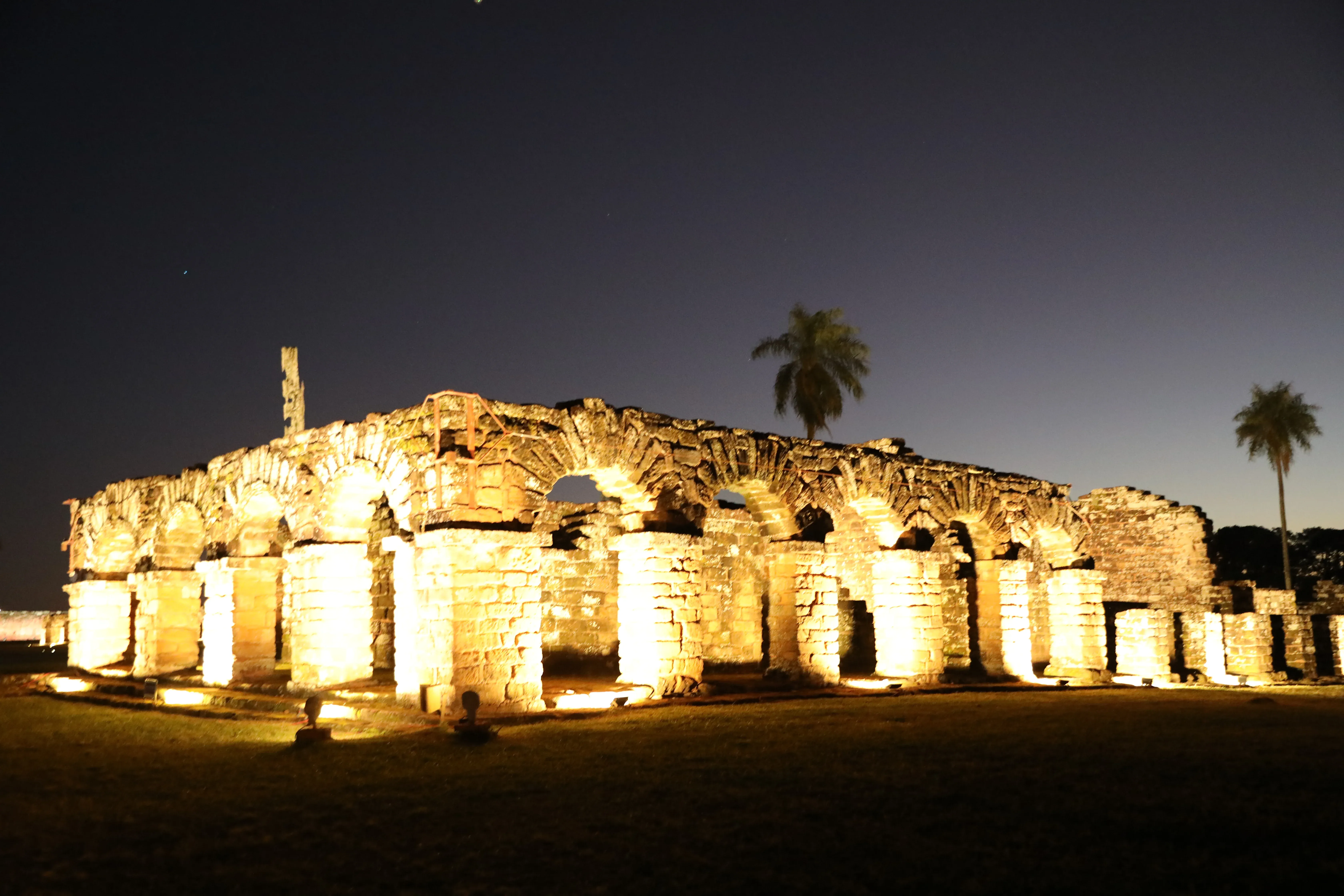 Nocturna Entrada Paraguayos